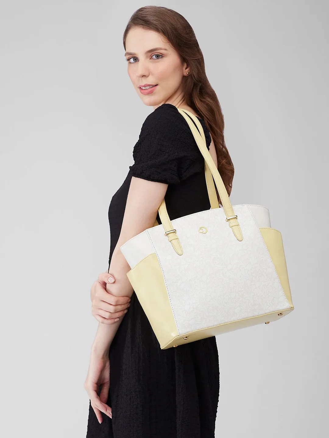Caprese Aurora Tote Medium Yellow